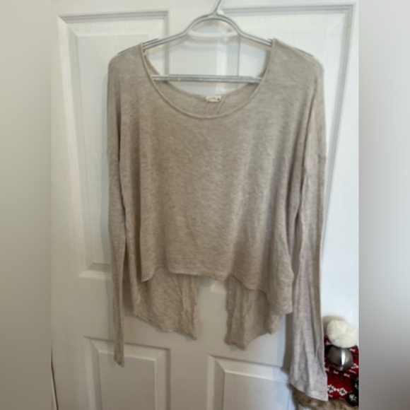 Open back long sleeve - Picture 1 of 2